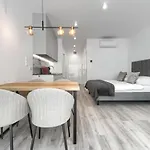 Appartement Sea & - *