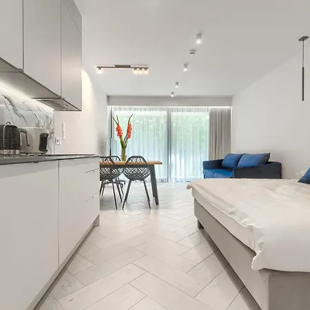 Apartment Sea & - *