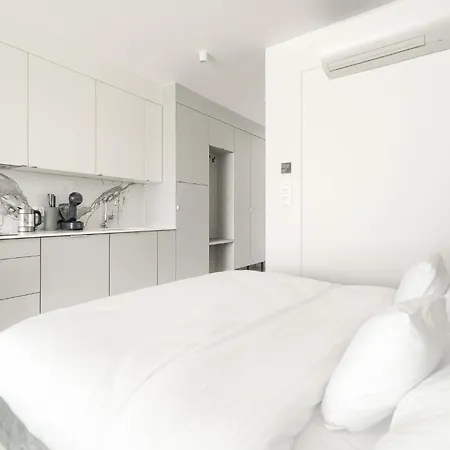 Apartment Sea & - *