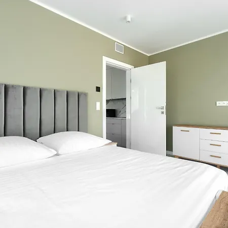 Apartment Sea & - *
